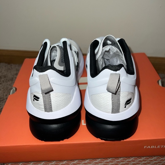 Fabletics Performance Sneakers - Picture 6 of 14